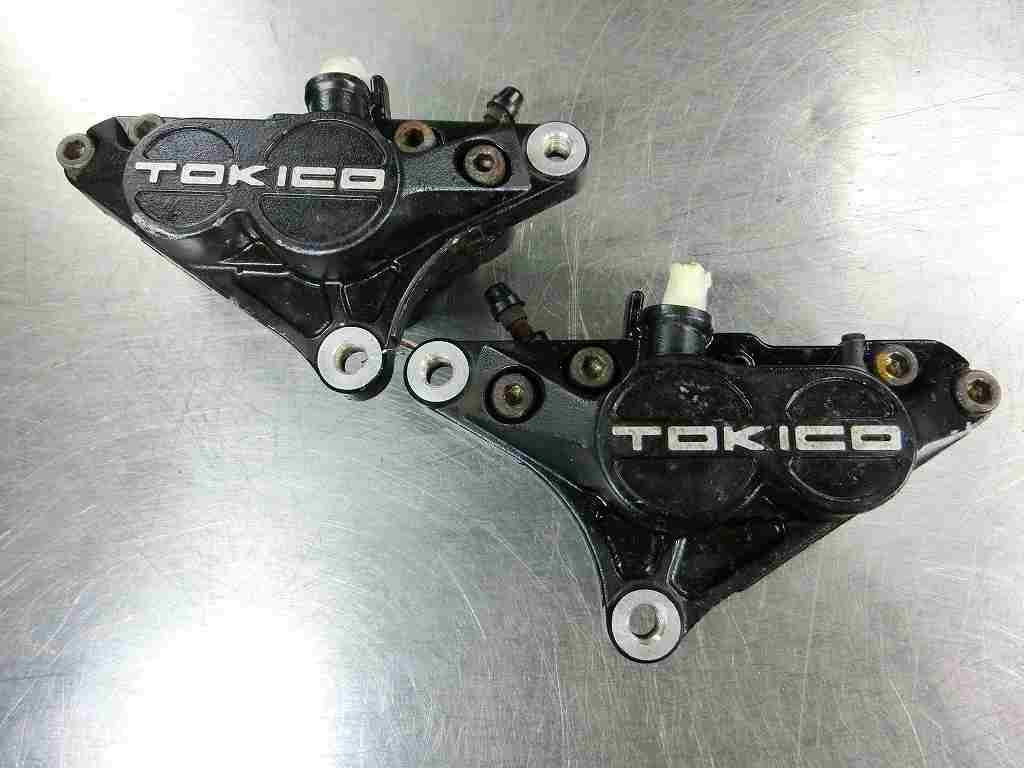 gsx400 キャリパー　セット GSX400Sカタナ フロントブレーキキャリパー左右セット☆刀400、GK77A