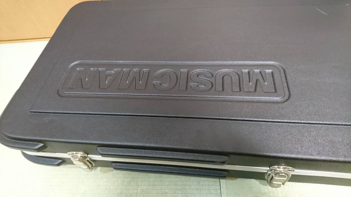 純正オンラインストア MUSICMAN ミュージックマン ベース ハード