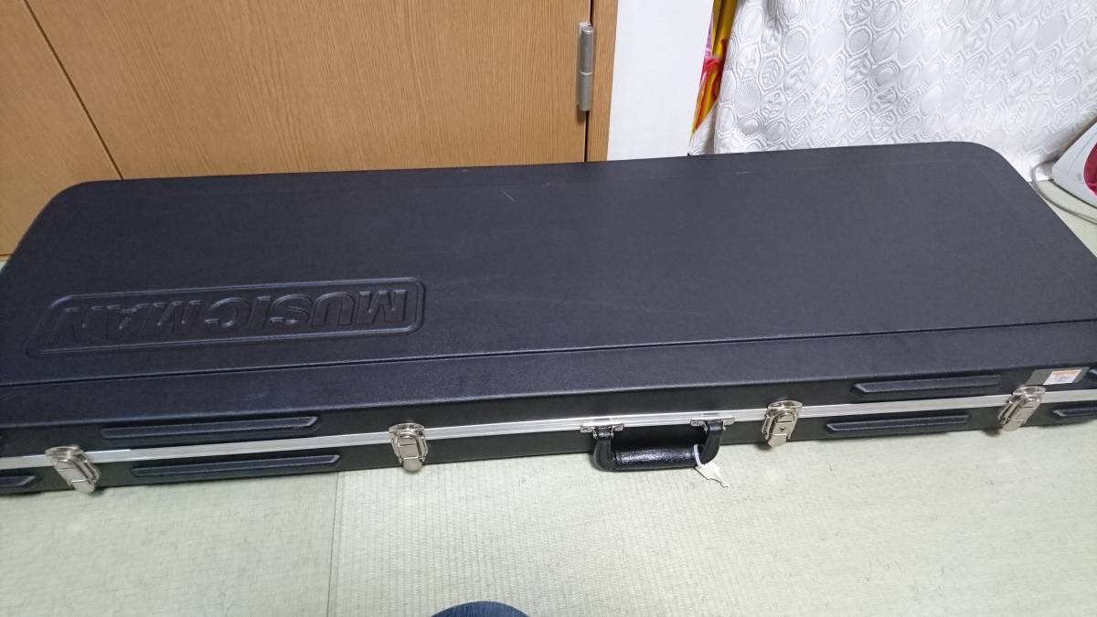 純正オンラインストア MUSICMAN ミュージックマン ベース ハード