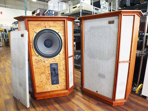 【限定SALE，定番】 質Banana 送料確認後に入札ください 極上品 TANNOY/タンノイ フロア型 2Way スピーカーシステム G.R.F.Memory 完動品 鍵付き(タンノイ)｜売買されたオークション情報、yahooの商品情報をアーカイブ公 タンノイ