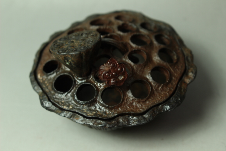 極上91・古銅造蓮燭台・古玩香炉・時代煎茶道具・仏像・仏具・香木