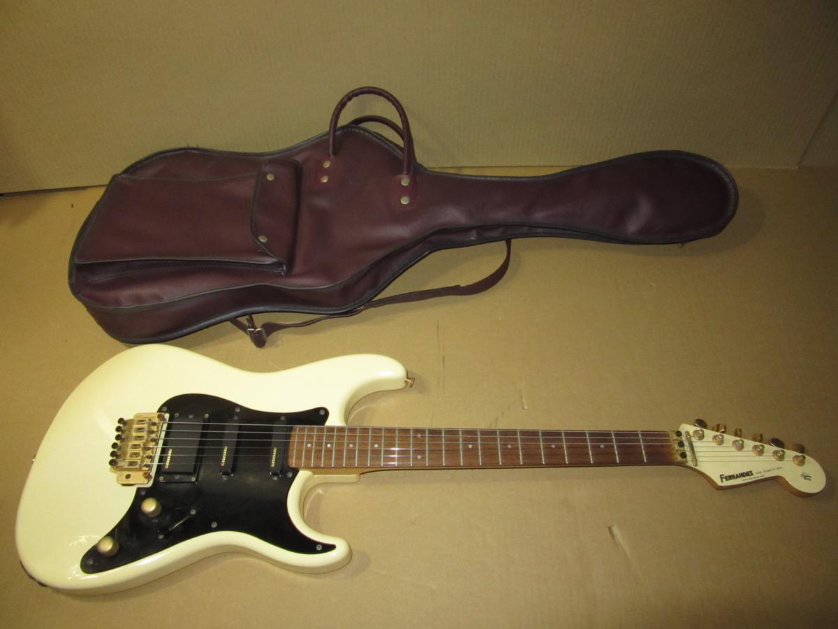 y50014○フェルナンデス ストラトタイプ FERNANDES フェルナンデス