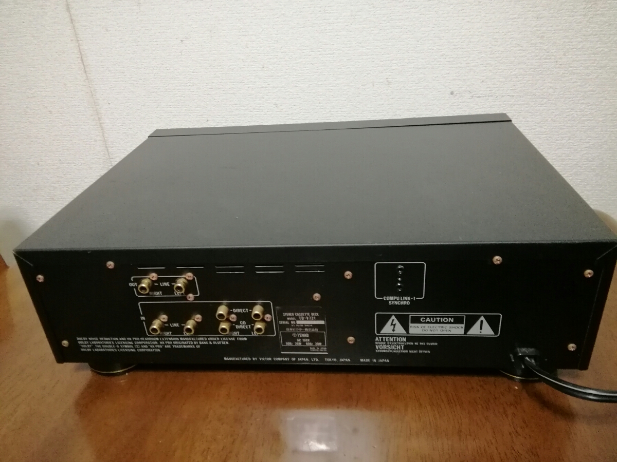 Victor ビクター 3ヘッド カセットデッキ TD-V721 中古現状品です。 ご