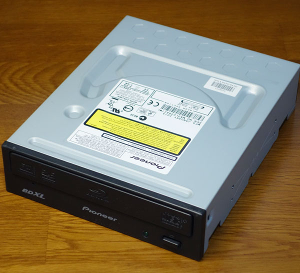 ジャンク扱い】Panasonic UJ272 9.5mm Blu-rayドライブ BD-RE