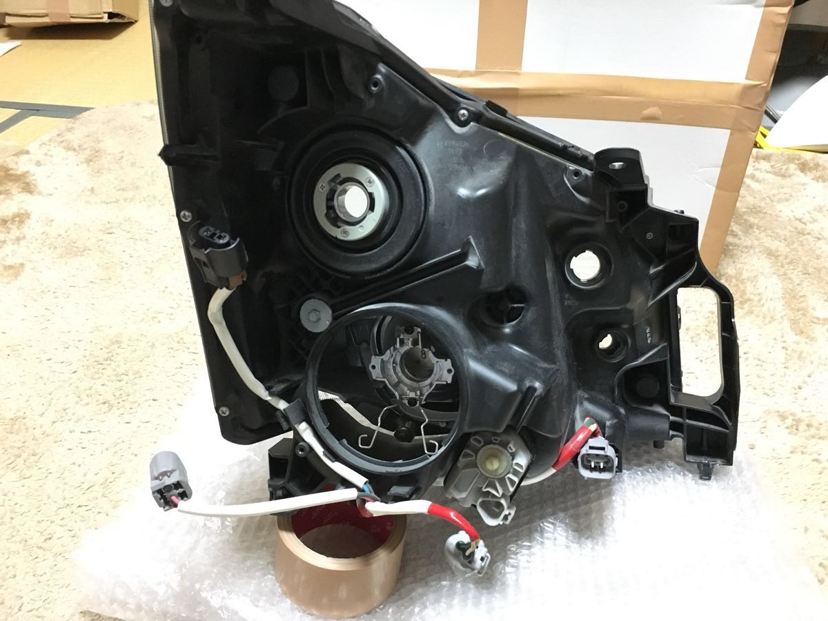 美品☆トヨタ ノア ZRR70 70系 後期 純正 左 L 助手席側 HID