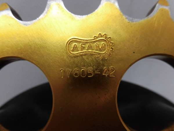 ZRX400☆ZR400E☆リアスプロケット 42T(AFAM) ハブ付き☆30K04 2025年