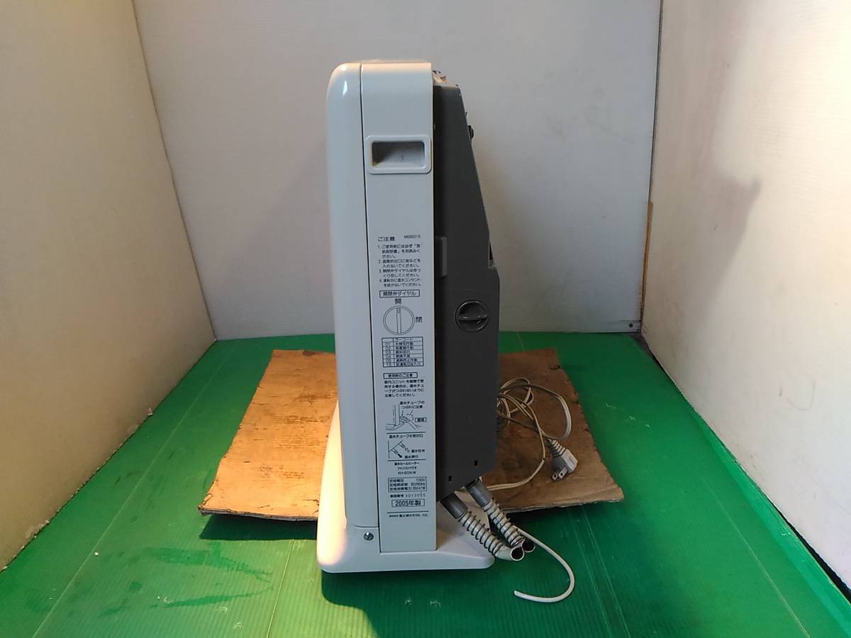 富士通 温水ルームヒーター KH-60N-W 05年製 室内機のみ◇ジャンク品①