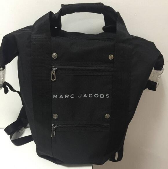 美品未使用 MARC BY MARCJACOBS マーク バイ マークジェイコブス 