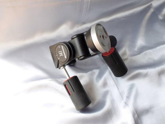  Manfrotto マンフロット 雲台 141(雲台、プレート)｜売買されたオークション情報、yahooの商品情報をアーカイブ公開 - オークファン 雲台、プレート