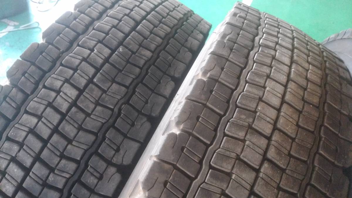 2011年製 ブリヂストン W990 225/80R17.5 4本 4トン車に　スタッドレス