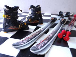 子供用カービングスキーセット★ROSSIGNOL 130cm+ブーツ 21.0~22.0cm★チューン済み_1