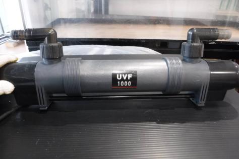 人気セール，2025 【ならアクアタンク】　レイシーUV殺菌灯　UVF-1000 　点灯確認済み　B