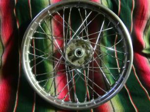 アイアン　ショベル　18インチ　リアホイール！！　スポーツスター　XLCH XLH ビンテージ！！_1