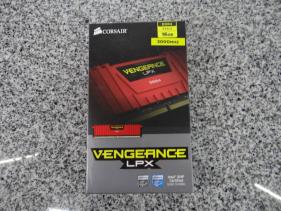 9671　 CORSAIR Vengeance LPX DDR4 3000Mhz 16GB(4GBx4) 未開封