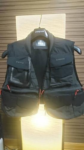 シマノVE-220P XEFOストリームポーターベストモンスターブラウンＭサイズ フィッシング シマノVE-220P XEFOストリームポーターベストモンスター