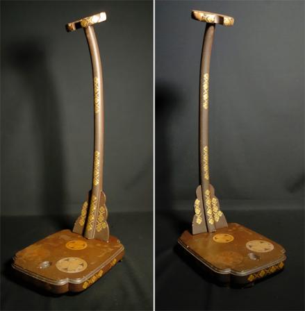 時代武具 金梨子地 葵紋蒔絵 太刀掛 旧家伝来品 三つ葉葵/梨地/日本刀