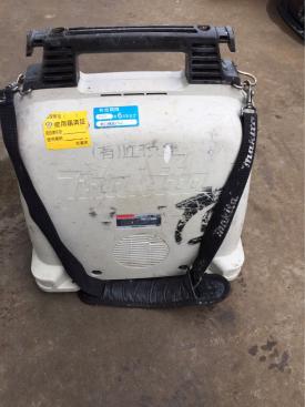 Makita マキタ AC700 エアコンプレッサ エアコンプレッサ マキタ AC700
