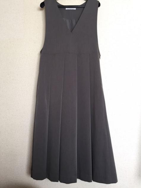 得価，HOT KBF BIGプリーツジャンパースカート 試着のみ(ワンピース)｜売買されたオークション情報、yahooの商品情報をアーカイブ公開 - オークファン ワンピース