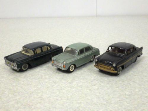 アサヒ玩具 モデルペット ニッサン セドリック⁄スカイラインデラックス