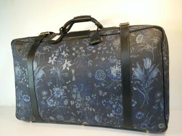 最新作，安い 1円 オールドグッチ フローラ ネイビー トラベルバッグ 本家グッチ(オールドグッチ)｜売買されたオークション情報、yahooの商品情報をアーカイブ公開 - オークファン かばん、バッグ