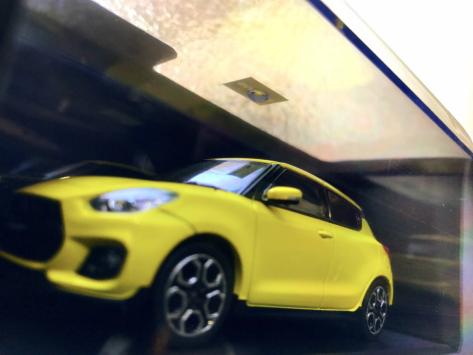 SUZUKI SWIFT SPORT ミニカー　非売品　1/43　ZC33S