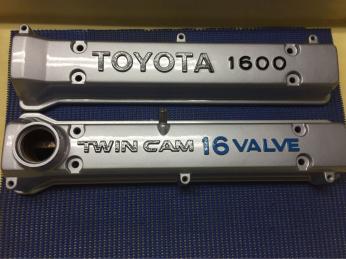 トヨタ TOYOTA 1600 4AG エンジン ヘッドカバー カムカバー 旧車 トヨタ TOYOTA 1600 4AG エンジン ヘッドカバー カムカバー 旧車 車