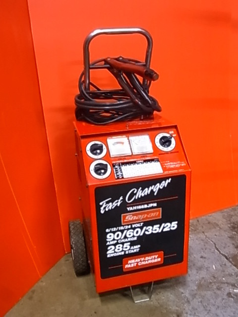 F863・スナップオン バッテリーチャージャー/充電器 YAH166BJPN Snap