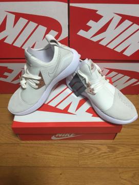 Nike Lunarcharge Premium ナイキルナチャージプレミアム タグ付き27 5 27 5cm 売買されたオークション情報 Yahooの商品情報をアーカイブ公開 オークファン Aucfan Com