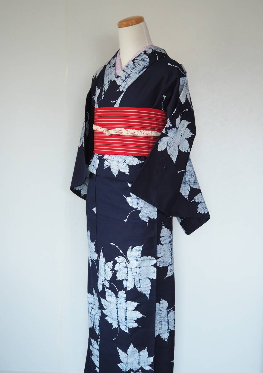 浴衣　ろうけつ染め　粋な楓模様　染め浴衣