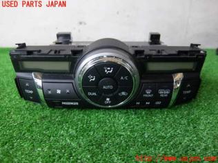 2UPJ-36706066]マークX(GRX130)エアコンスイッチ 中古
