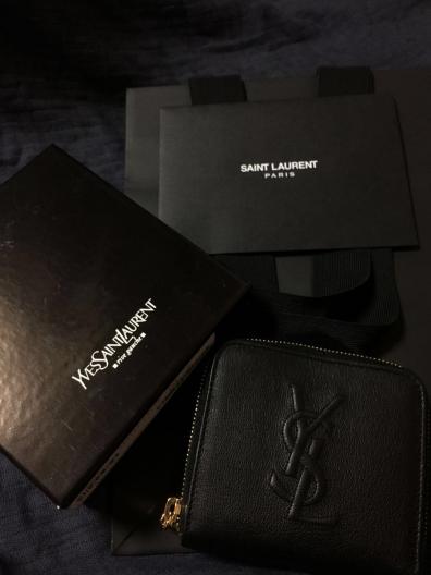 セール，高品質 極 Yves Saint Laurentサンローラン二つ折り財布ジッパー小銭入れブラックゴールド(イヴ・サンローラン)｜売買されたオークション情報、yahooの商品情報をアーカイブ公開 - オークファン その他