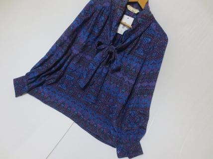  SAINT LAURENT 柄りぼんトップス 520237(Mサイズ)｜売買されたオークション情報、yahooの商品情報をアーカイブ公開 - オークファン Mサイズ