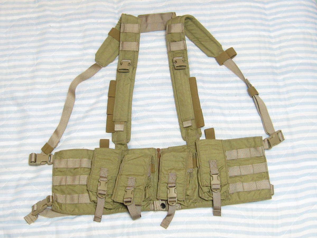 米軍放出品 EAGLE社製 SFLCS V.2マルチパーパスチェストリグ カーキ 未