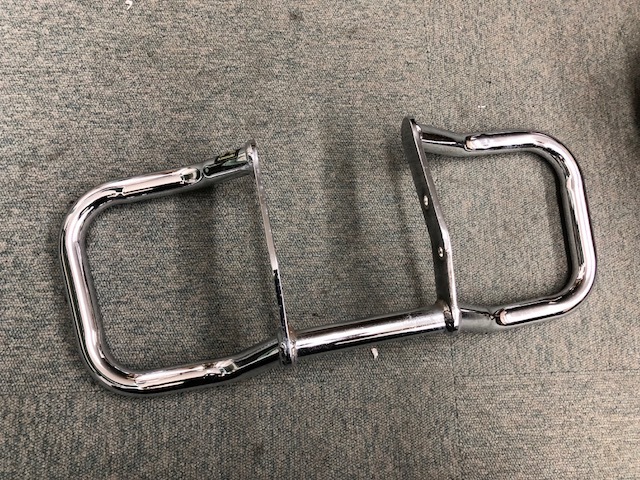MFD埼玉戸田店@KAWASAKI W800 W650 W400用エンジンガード/エンジン