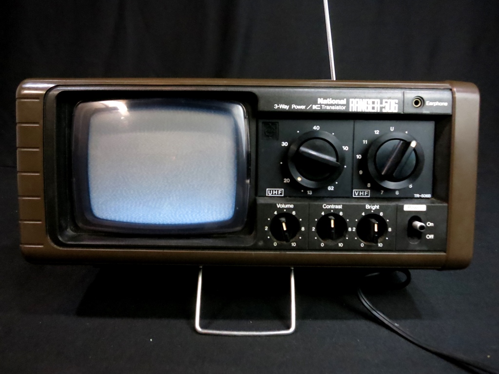 ☆ナショナルポータブル白黒テレビTR-506B（通電OK(ブラウン管)｜売買 