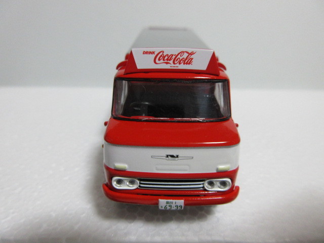 ☆新品 / 絶版 ☆コカ・コーラ ニッサン ルートカー ☆1/64 長さ10