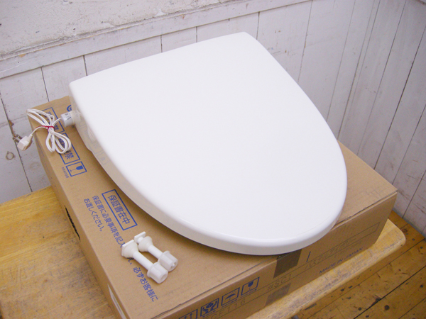 TOTO暖房便座ウォームレットS 24年製TCF116#SC1【中古品】 □TOTO・ウォームレットS・TCF116・暖房便座・2013年製・中古