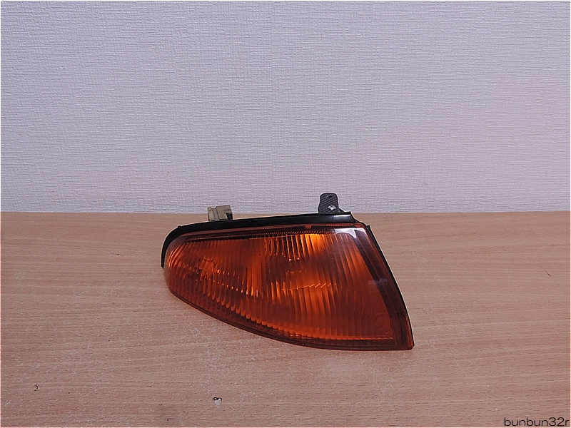 BNR32/GT-R/GTR/H6 純正フロントウインカー右用（運転席側）良品！