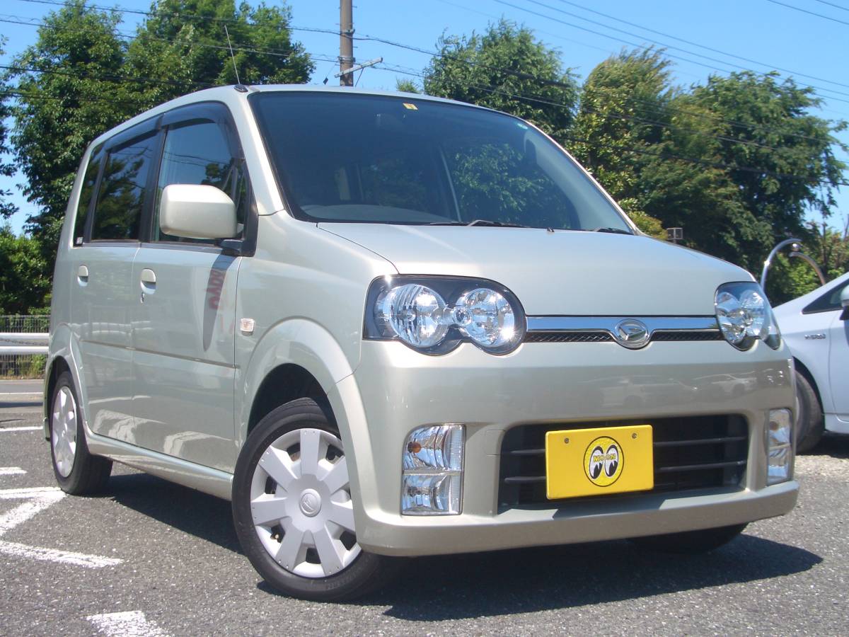 ダイハツ ムーヴ シャンパンゴールドの中古車｜中古車探しはU-CATCH 