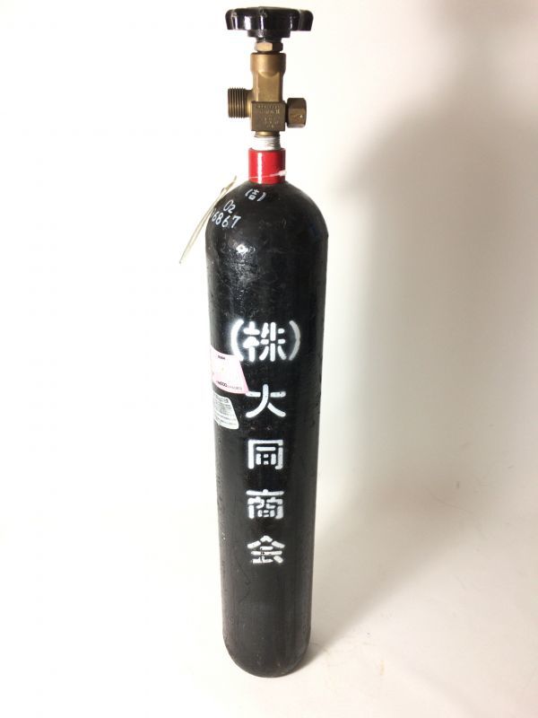 直接引き取り限定（福岡県福岡市東区 )！ 医療用 酸素ボンベ 酸素ガス