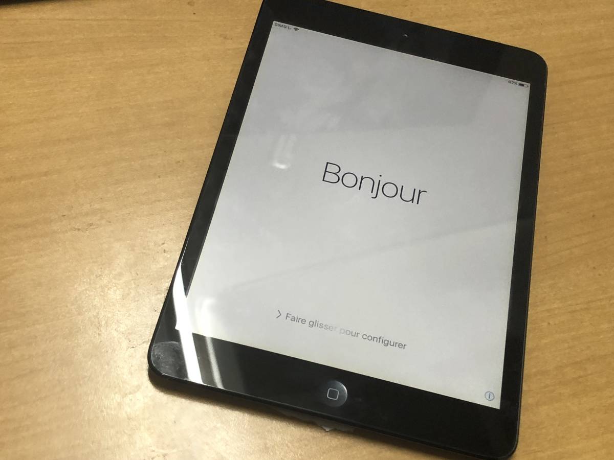 au Apple iPad mini Wi-Fi+Cellular 16GB A1455(MD540J/A) 動作品 ◇美