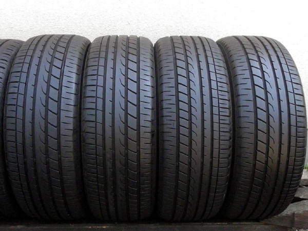 ●バリ溝●ヨコハマ BluEarth RV-01●205/55R17●4本組●送料一律-22