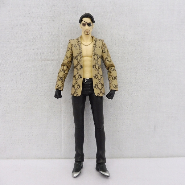 figma m P823a figma 325 龍が如く 真島吾朗 真島組ドカヘルパーツ付き!!