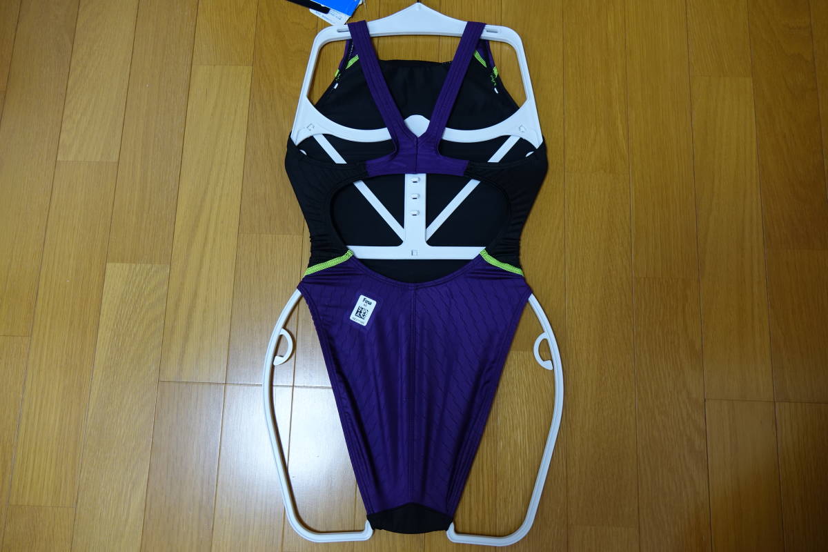 asics☆ハイドロCDのブラック×ピンクswimwearです。サイズ150 新品未