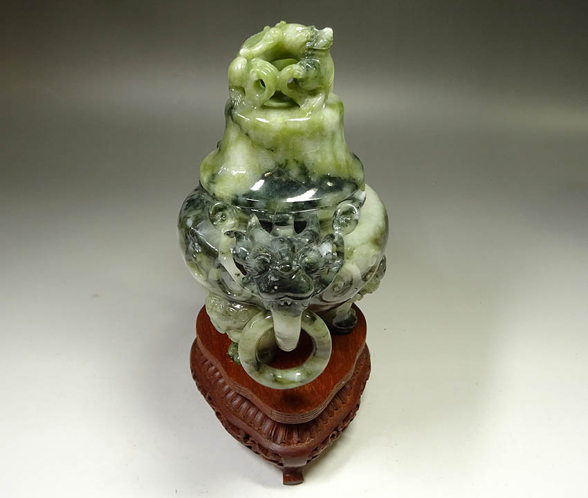 翡翠 獅子彫刻 専用ケース付き 翡翠 獅子彫刻【公式通販】