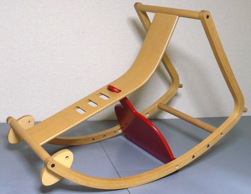 激珍○木馬に変身☆ニューバンビーニ チェア☆佐々木敏光デザイン  