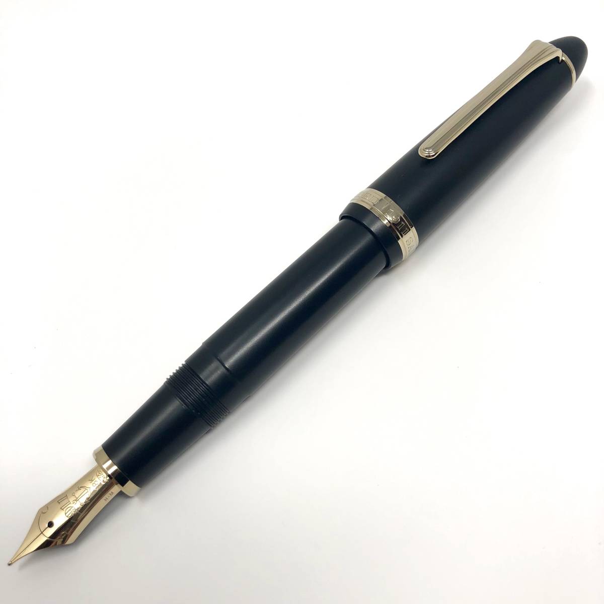 ☆希少☆初期型18Kニブ☆未使用☆SAILOR セーラー 万年筆 プロ ☆希少☆初期型18Kニブ☆未使用☆SAILOR セーラー 万年筆 プロ
