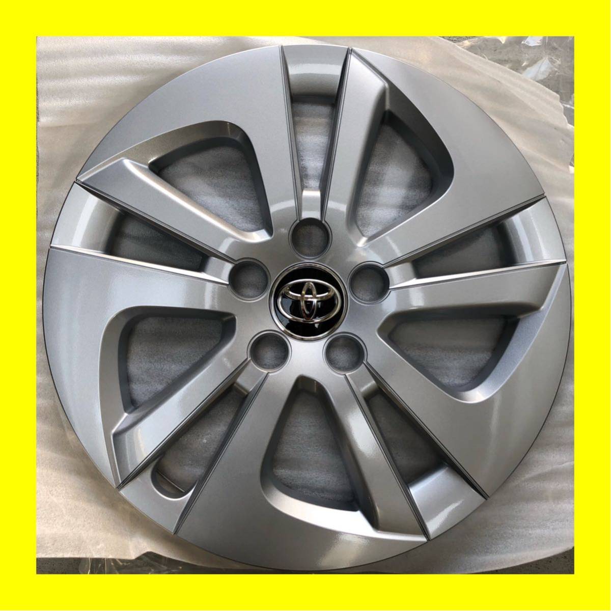新車外し 定形外 Zvw50 プリウス S E 純正 15インチ用 ホイールキャップ 1枚 50 55 ホイールカバー 撮影の為開封 純正品 売買されたオークション情報 Yahooの商品情報をアーカイブ公開 オークファン Aucfan Com