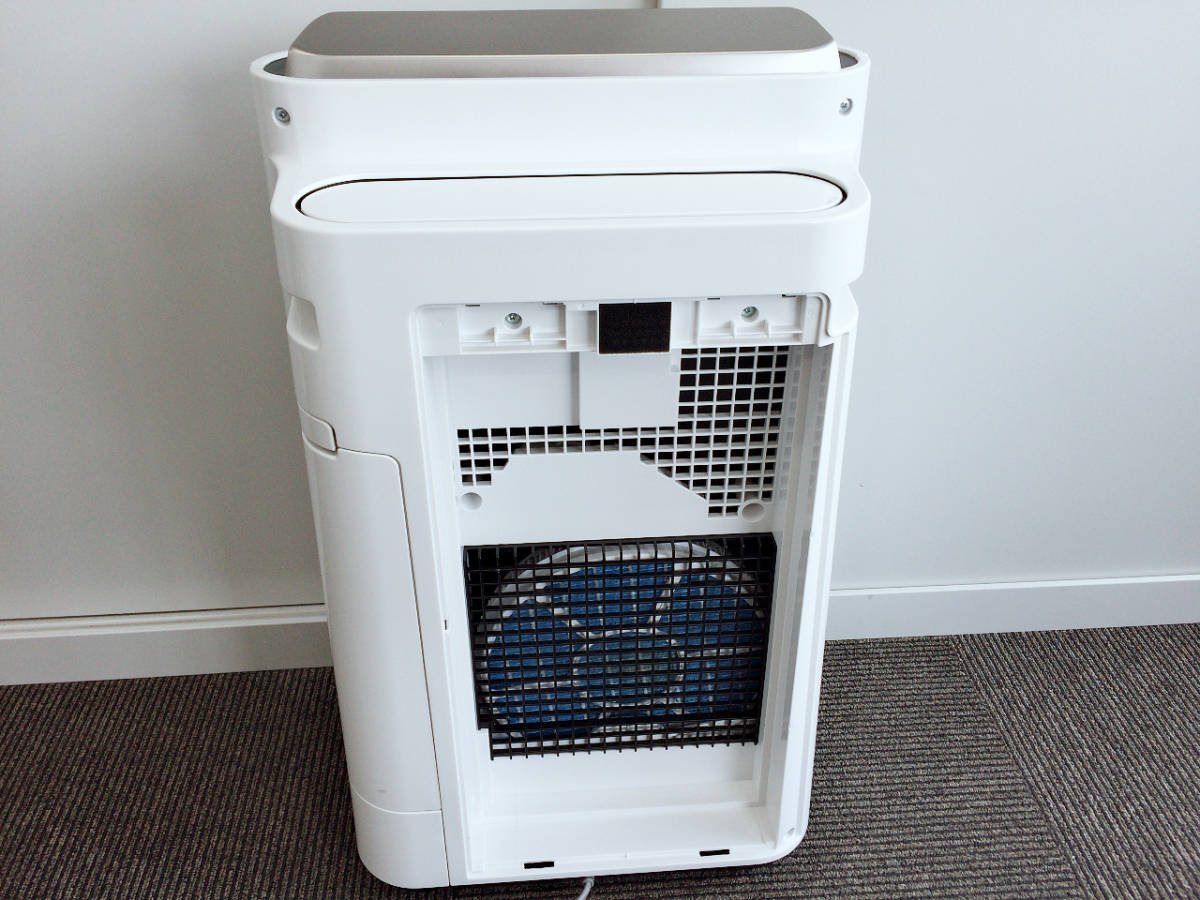 加湿空気清浄機 シャープ KC-F70-W プラズマクラスター | SHARP 空気 