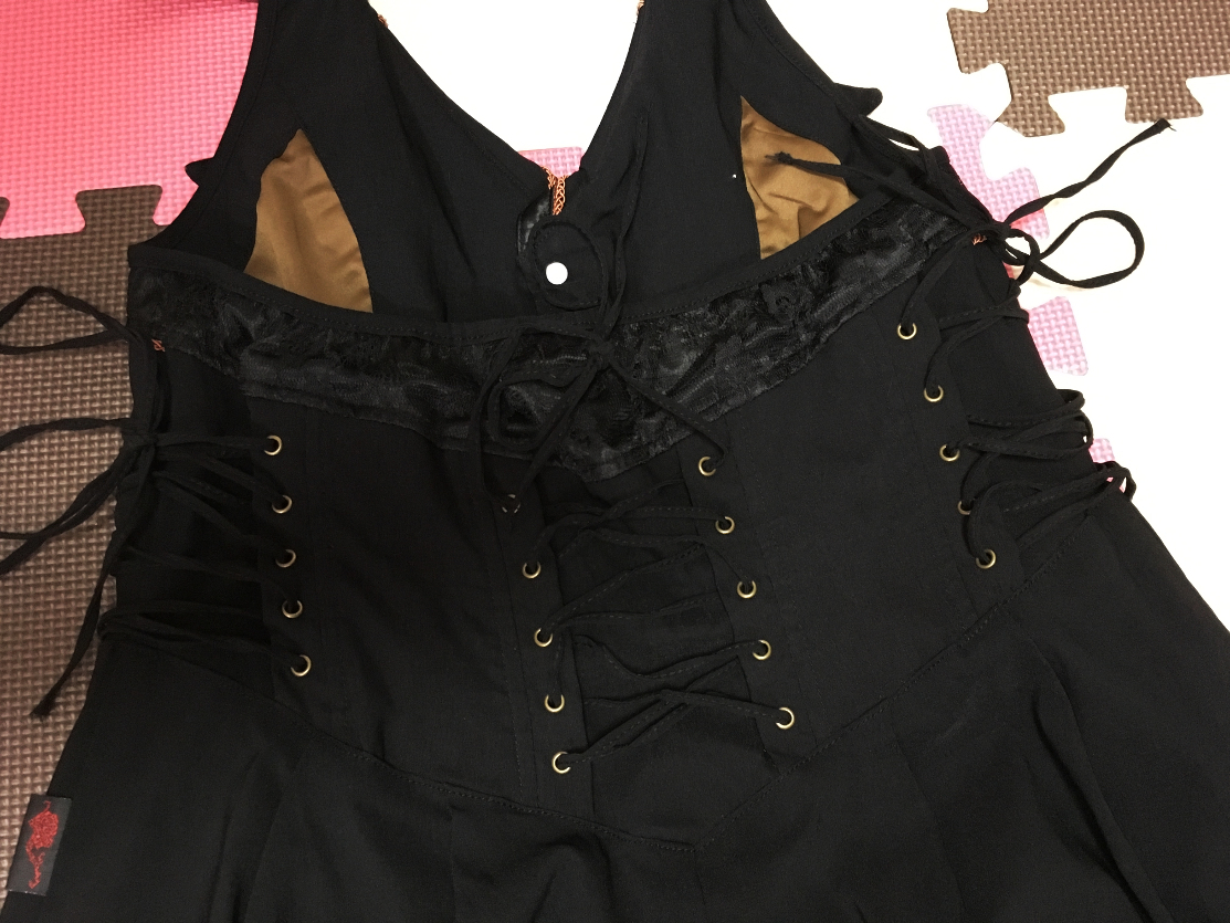 黒執事コラボ☆ロングベスト☆黒☆OzzOnオッズオンOzzCROCEオッズ